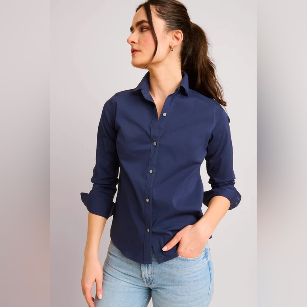 Banana Republic Classic Navy Button Down with Pocket